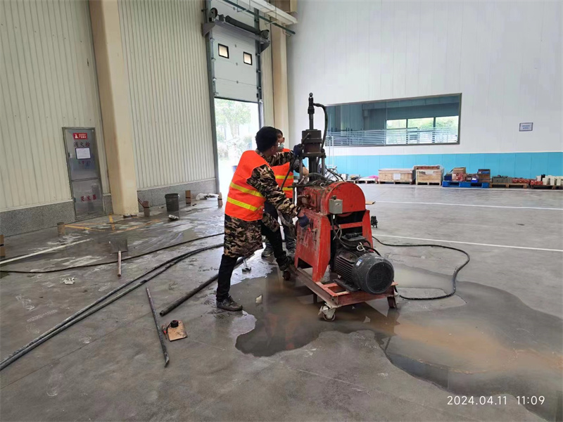 樊城厂房地面下沉塌陷注浆加固施工